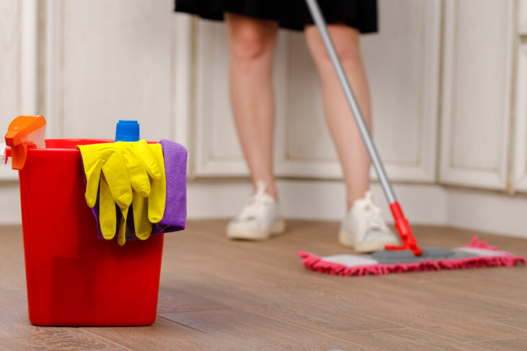 How to Clean Unfinished Wood Floor Without Damaging Them (4 Easy Steps ...